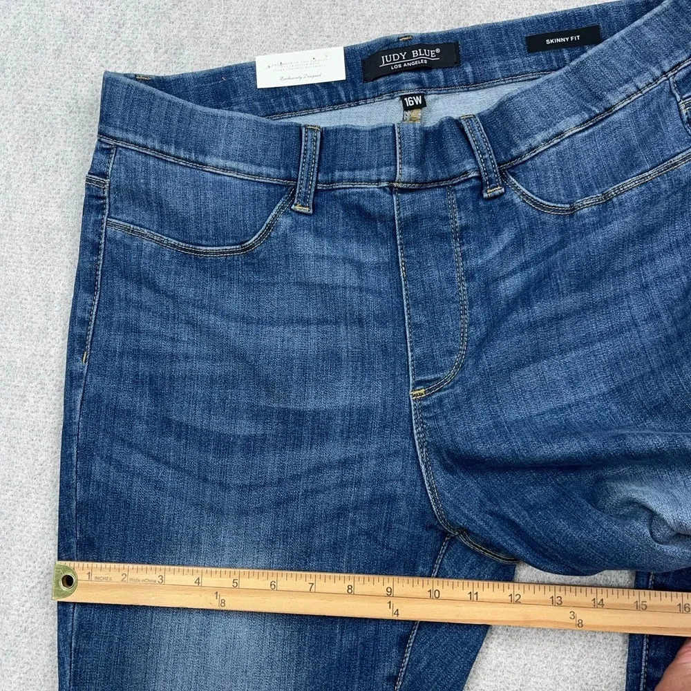 Judy Blue includes item